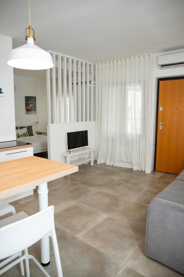 Easy Milano Apartment Navigli Exterior photo