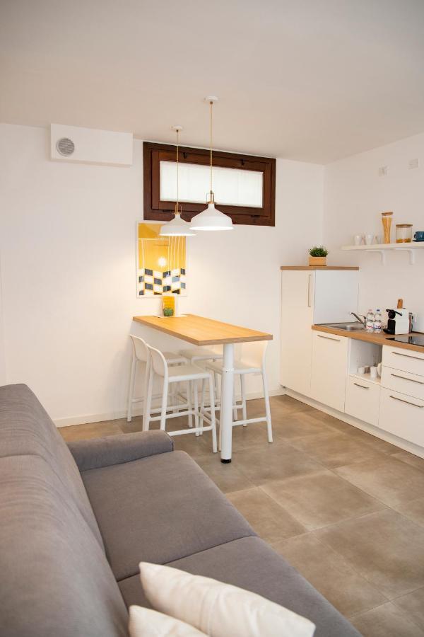 Easy Milano Apartment Navigli Exterior photo